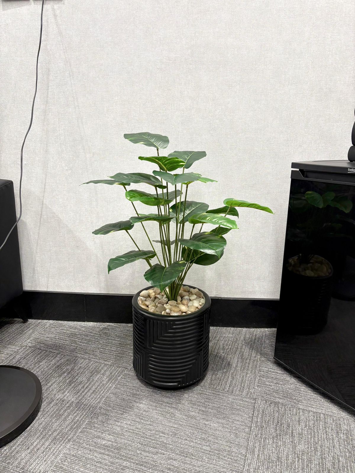 Plastic Plant Pot With artificial plant Black - 75x35 cm