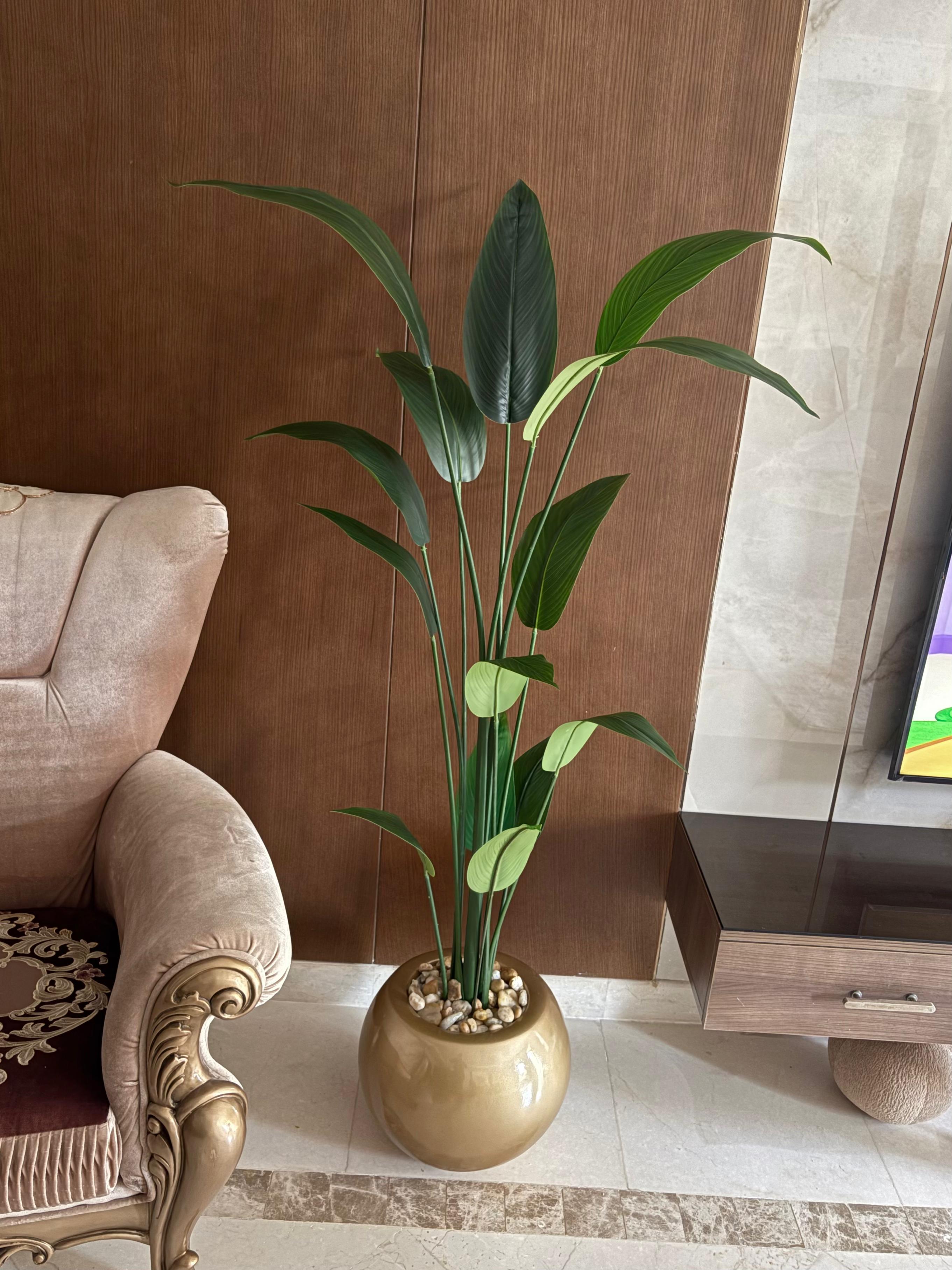 175 x 45 - Fiberglass plant pot with artificial plant Gold